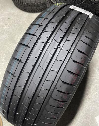 Pirelli P Zero PZ4 255/50 R19 107W