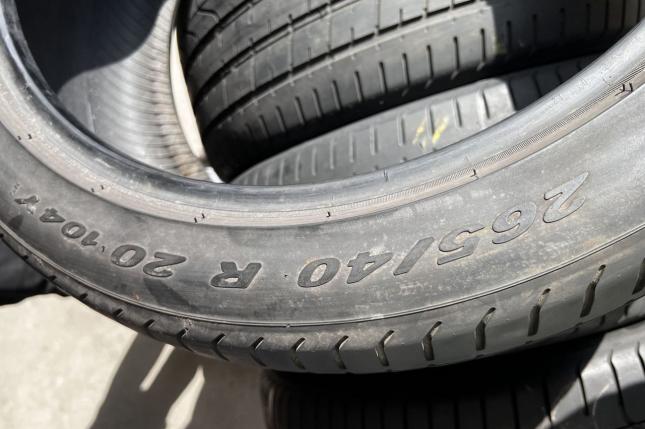 Pirelli P Zero 265/40 R20