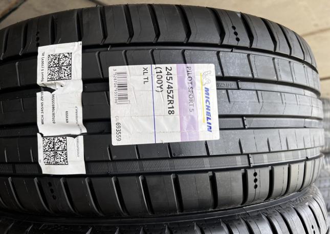 Michelin Pilot Sport 4 S 245/45 R18