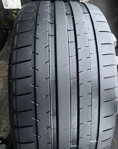 Michelin Pilot Super Sport 245/35 R20 и 295/30 R20 Y