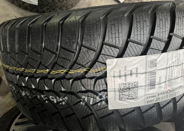 Kumho WinterCraft WP71 275/35 R19