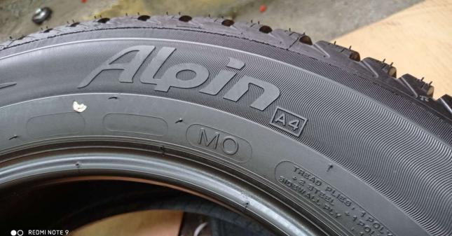 Michelin Pilot Alpin PA4 215/60 R17