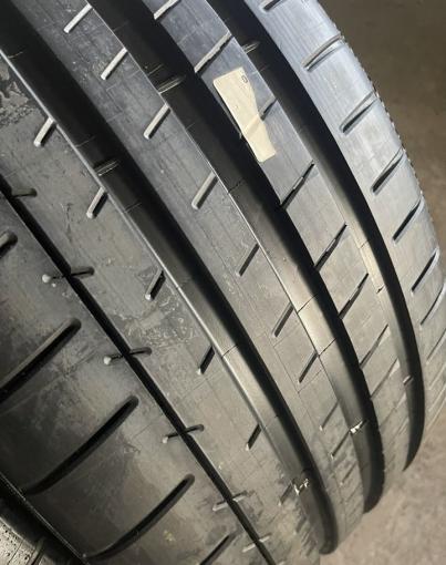 Michelin Pilot Super Sport 255/35 R21 98Y