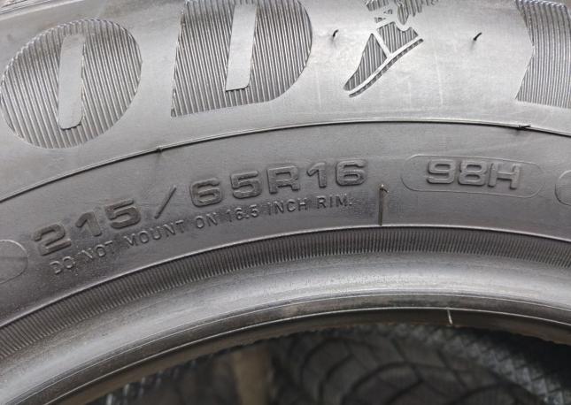 Goodyear Efficientgrip SUV 4x4 215/65 R16 98H