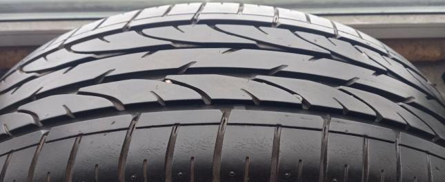 Bridgestone Dueler H/P 215/60 R17 96H