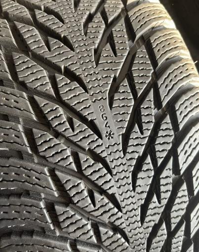 Nokian Tyres Hakkapeliitta R3 225/40 R19 и 255/35 R19