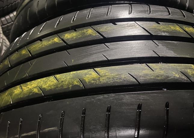 Bridgestone Potenza S001 235/40 R19