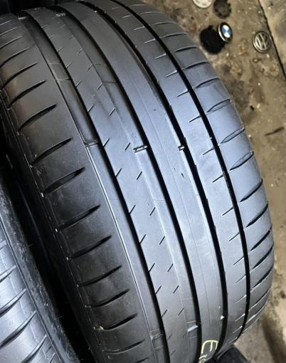 Michelin Pilot Sport 4 255/40 R19