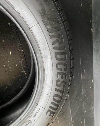 Bridgestone Alenza H/L 33 225/60 R18