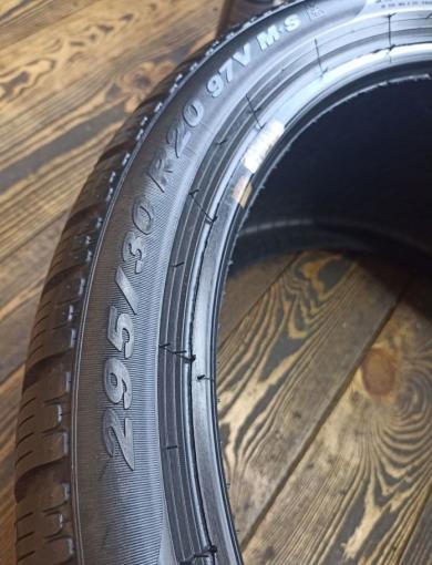 Pirelli Winter Sottozero 295/30 R20