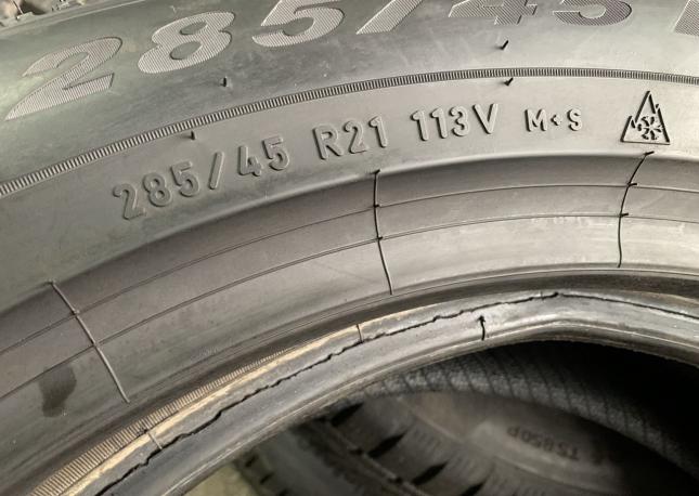 Pirelli Scorpion Winter RFT 285/45 R21