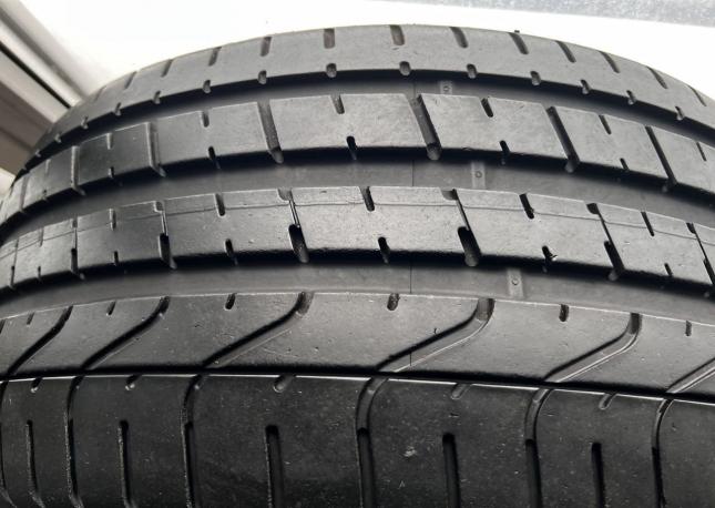 Pirelli P Zero SUV 245/35 R19