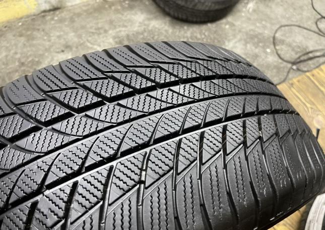 Bridgestone Blizzak LM-001 245/50 R19