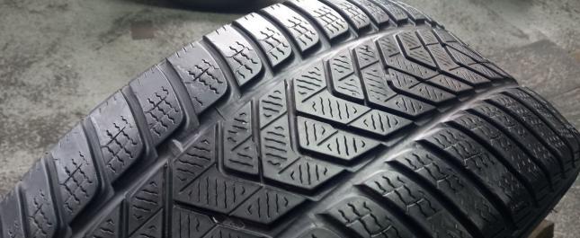 Pirelli Winter Sottozero 3 275/35 R21 103W