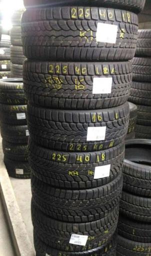 Bridgestone Blizzak LM-32 225/40 R18