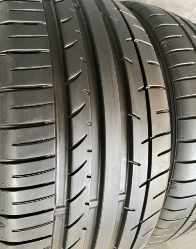 Dunlop SP Sport Maxx 050+ 235/40 R18