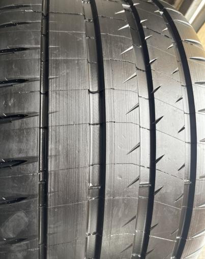 Michelin Pilot Sport 5 275/35 R21 и 315/30 R21 Y