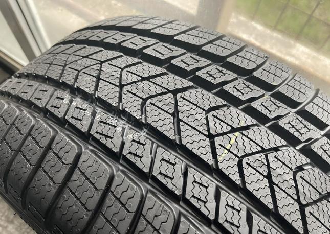 Pirelli Scorpion Winter RFT 245/45 R19 и 275/40 R19 V