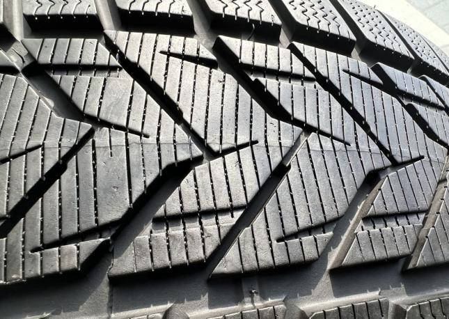Vredestein Wintrac 225/45 R17