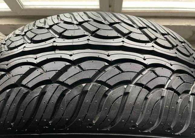 Yokohama Parada Spec-X 285/45 R22 114V