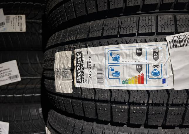 Bridgestone Blizzak Ice 245/45 R18