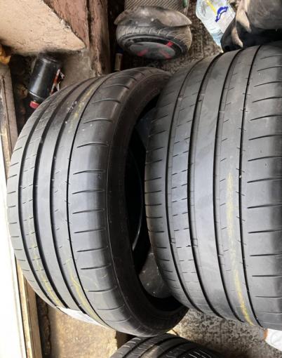 Michelin Pilot Super Sport 275/35 R19