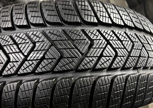 Pirelli Scorpion Winter 255/45 R20