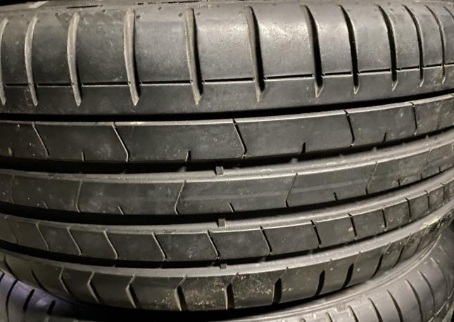 Pirelli P Zero PZ4 225/40 R19 93Y