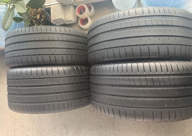 Michelin Pilot Super Sport 295/35 R20 105