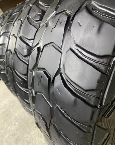 Kumho Road Venture M/T KL71 265/70 R17