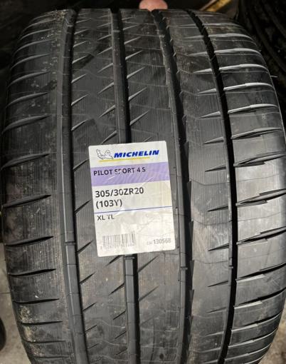 Michelin Pilot Sport 4 S 305/30 R20