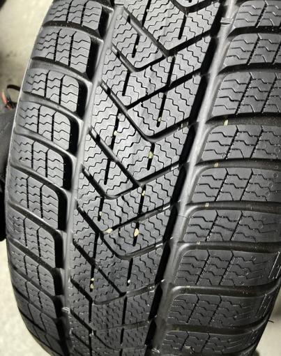 Pirelli Winter Sottozero 3 225/40 R19 93H