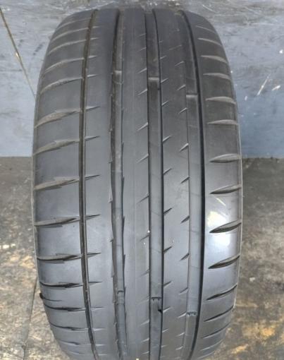 Michelin Pilot Sport 4 S 235/40 R19 96Y