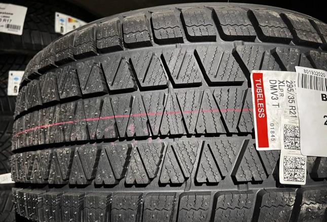 Bridgestone Blizzak DM-V3 295/35 R21 107T