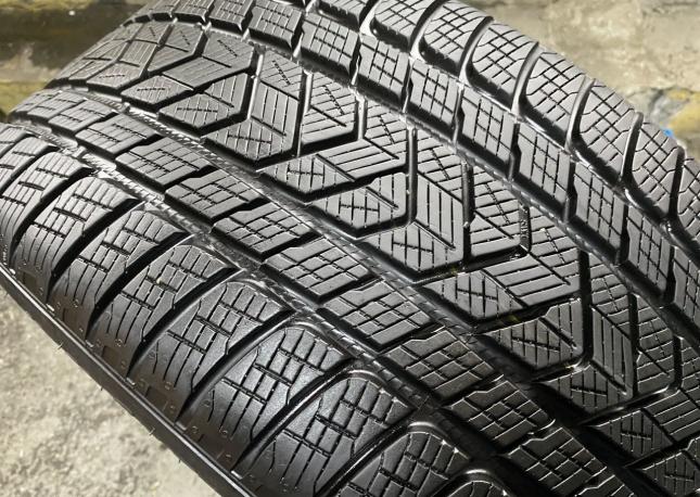 Pirelli Scorpion Winter 285/40 R21 109V