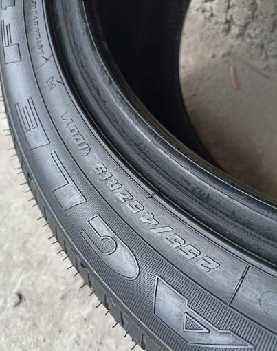 Goodyear Eagle F1 Asymmetric 2 255/45 R19