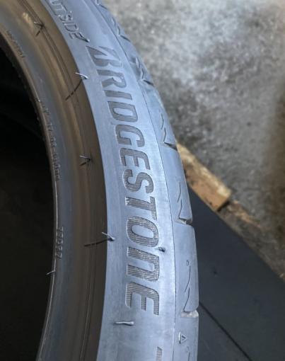 Bridgestone Potenza S005 235/35 R19