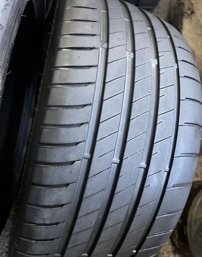 Bridgestone Potenza S005 235/35 R19