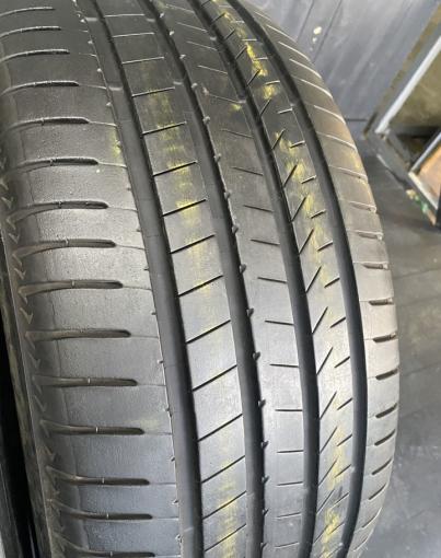 Bridgestone Alenza 001 285/60 R18