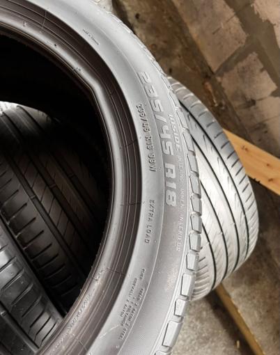 Pirelli Cinturato P7 235/45 R18