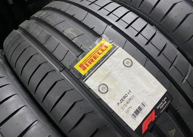 Pirelli P Zero PZ4 275/40 R21 107Y