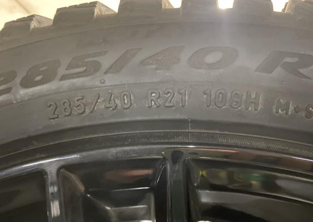 Pirelli Ice Zero 2 285/40 R21 109H