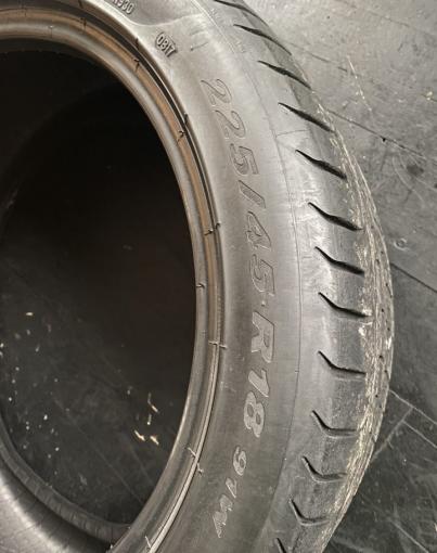 Pirelli P Zero 225/45 R18