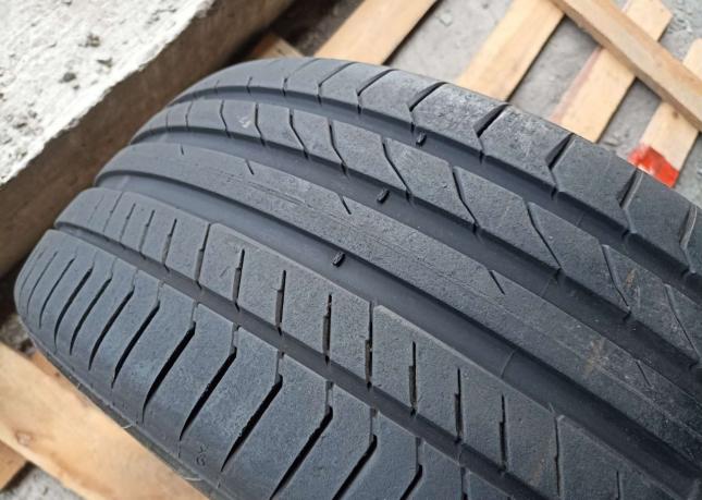 Continental ContiSportContact 5 SUV ContiSeal 255/40 R20