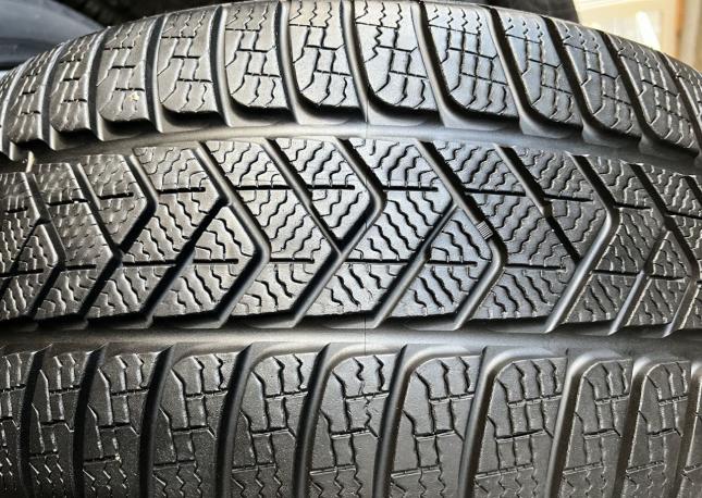 Pirelli Scorpion Winter 245/45 R19
