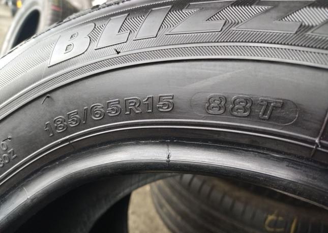 Bridgestone Blizzak LM-30 185/65 R15 88T