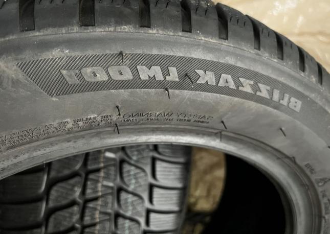 Bridgestone Blizzak LM-001 235/50 R19