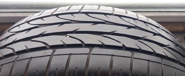 Bridgestone Dueler H/P 215/60 R17 96H