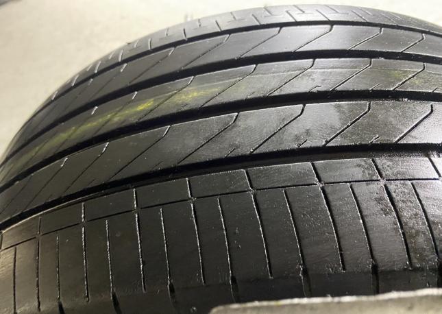 Bridgestone Turanza T005A 235/50 R17