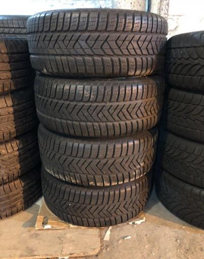 Pirelli Winter Sottozero 245/40 R18